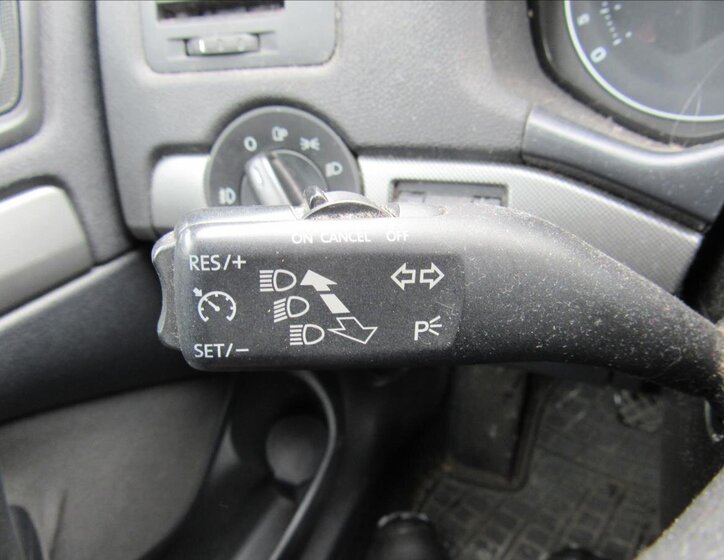 Škoda Octavia Sedan / Limuzína 1,6 l 85 kw