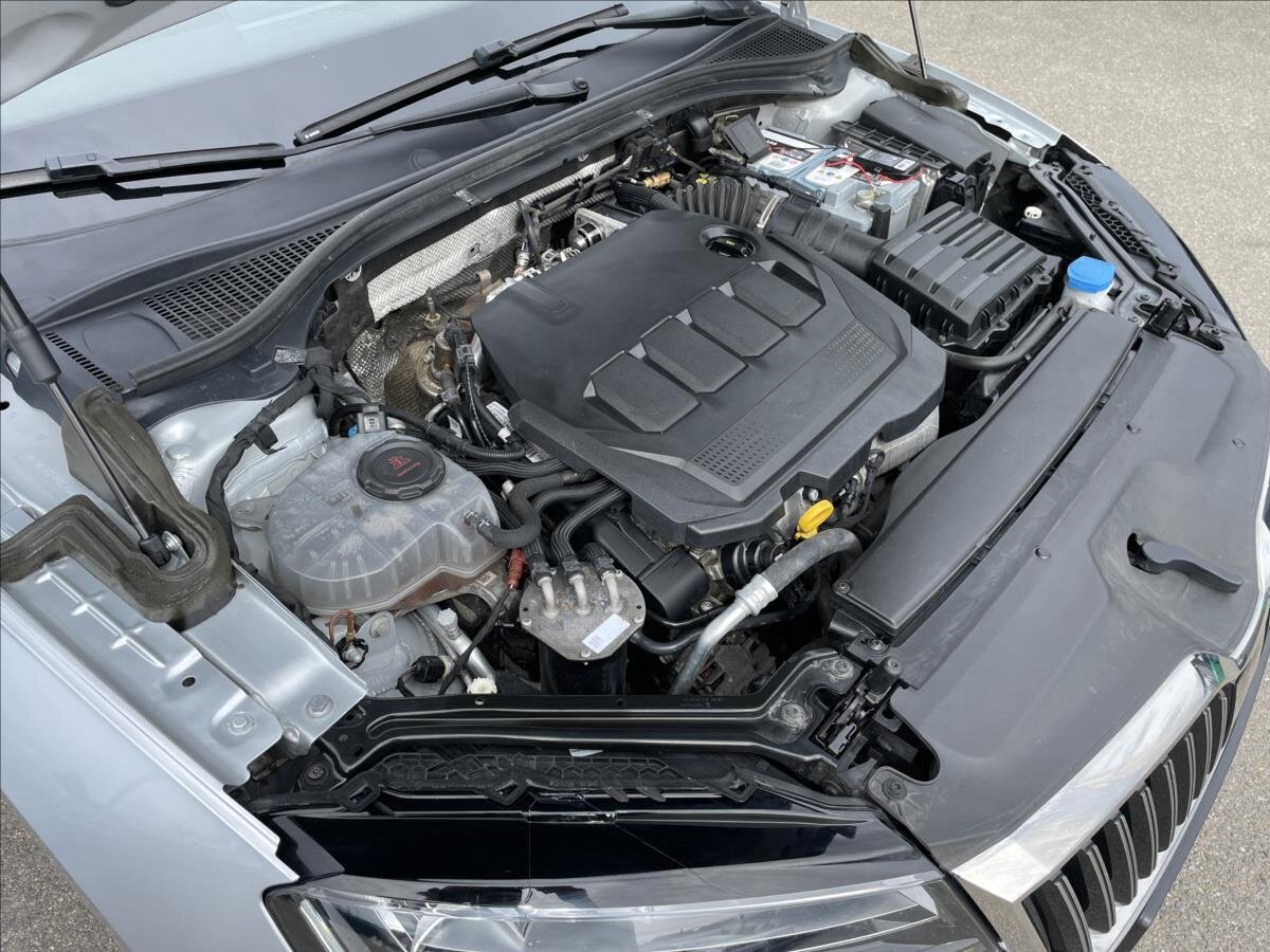 Škoda Superb Kombi 2,0 l 110 kw