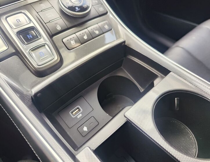 Hyundai Santa Fe SUV 2,2 l 142 kw