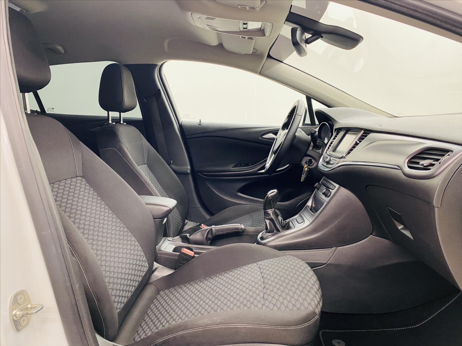 Opel Astra Hatchback 1,4 l 74 kw