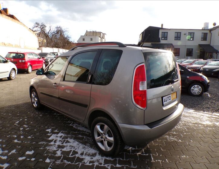 Škoda Roomster 4