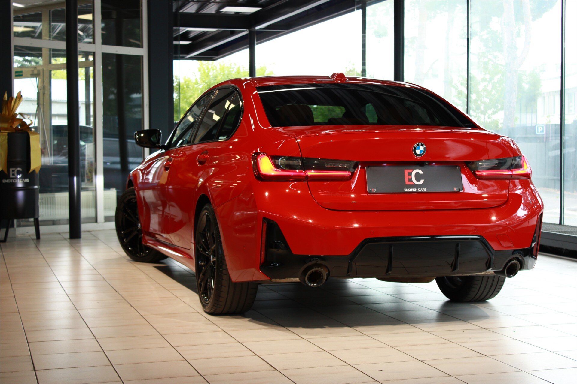 BMW Řada 3 Sedan / Limuzína 2,0 l 140 kw