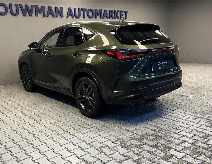 Lexus NX 450h plus SUV / Terénní 2,5 l 227 kw