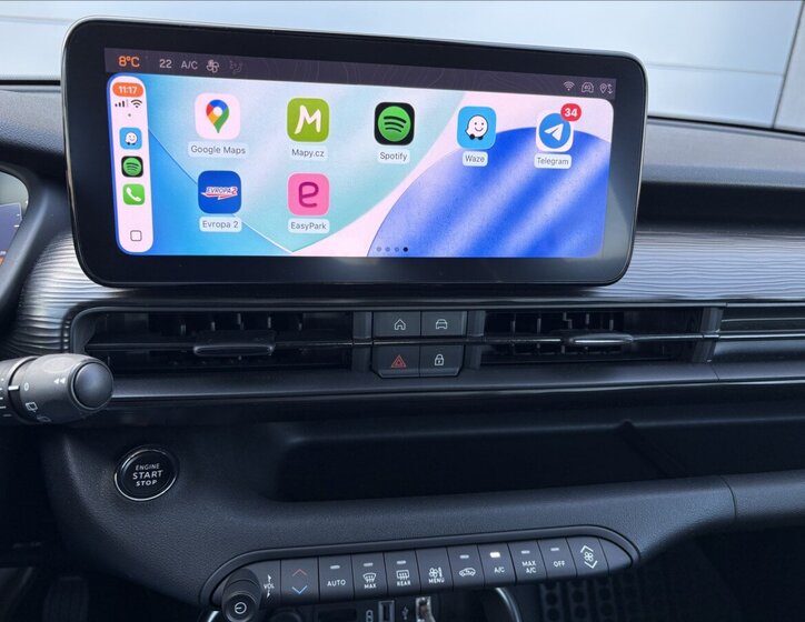 Jeep Avenger Sedan / Limuzína 1,2 l 74 kw