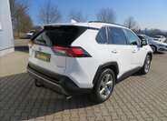 Toyota RAV4 SUV 2,5 l 131 kw