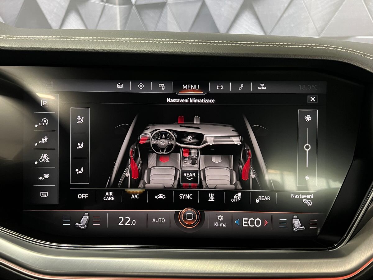 Volkswagen Touareg SUV / Terénní 3,0 l 210 kw