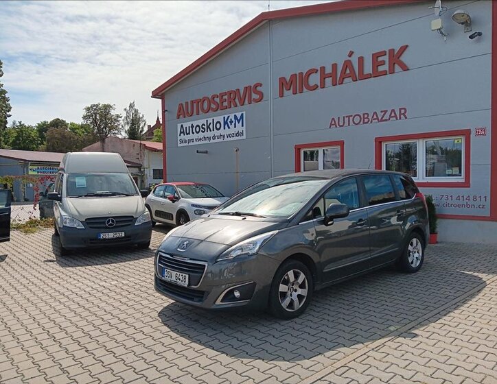 Peugeot 5008 MPV 1,6 l 88 kw