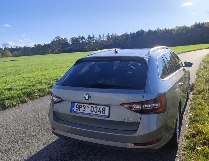 Škoda Superb Kombi 0,0 0