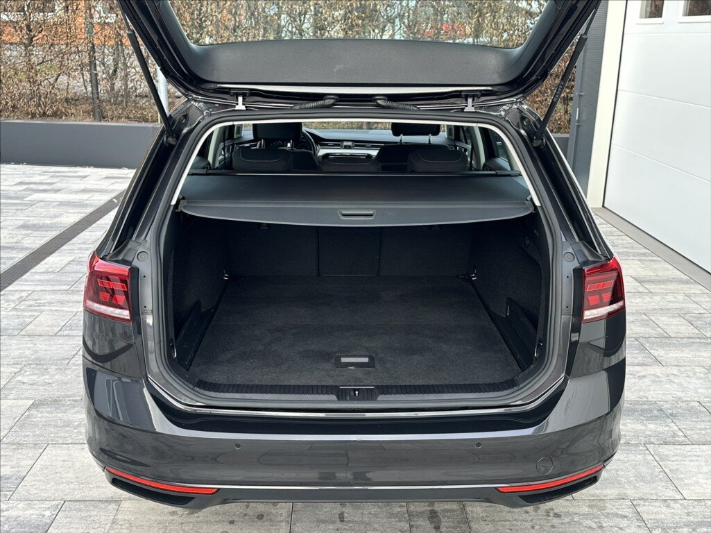 Volkswagen Passat Kombi 1,5 l 110 kw