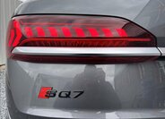Audi SQ7 Kombi 4,0 l 320 kw
