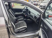 KIA Stonic SUV 1,2 l 62 kw