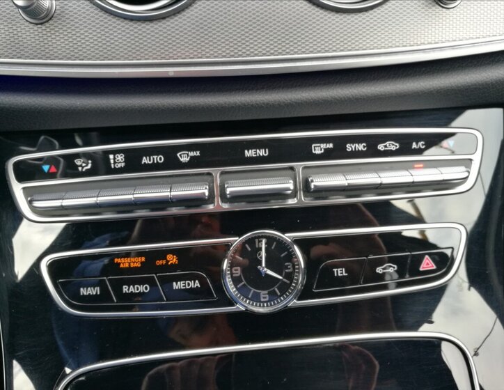 Mercedes-Benz Třídy E Kombi 2,0 l 180 kw