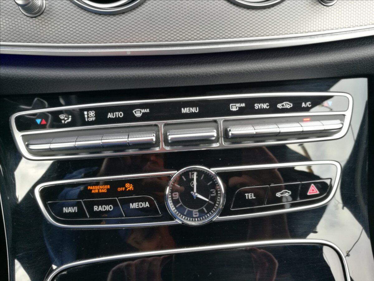 Mercedes-Benz Třídy E Kombi 2,0 l 180 kw