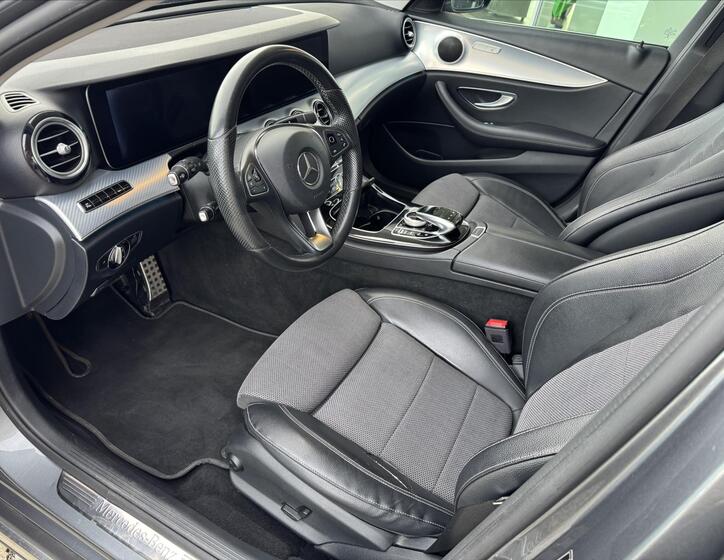 Mercedes-Benz Třídy E 6