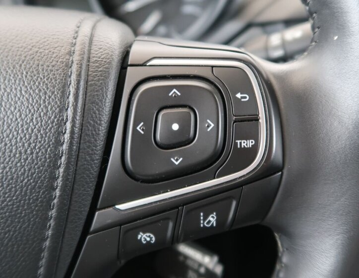 Toyota Avensis Kombi 2,0 l 105 kw