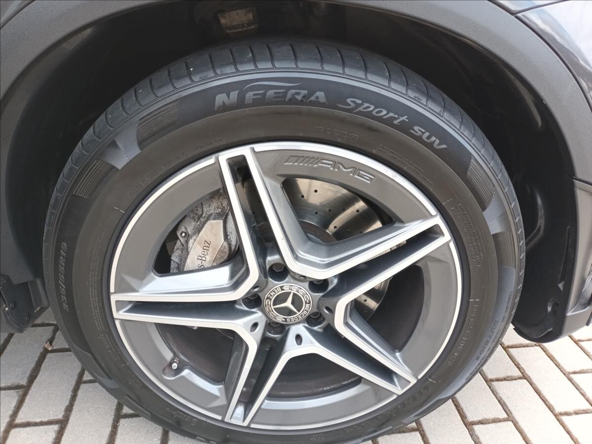 Mercedes-Benz GLC SUV 2,0 l 180 kw