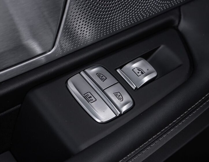 BMW Řada 7 Sedan 3,0 l 294 kw