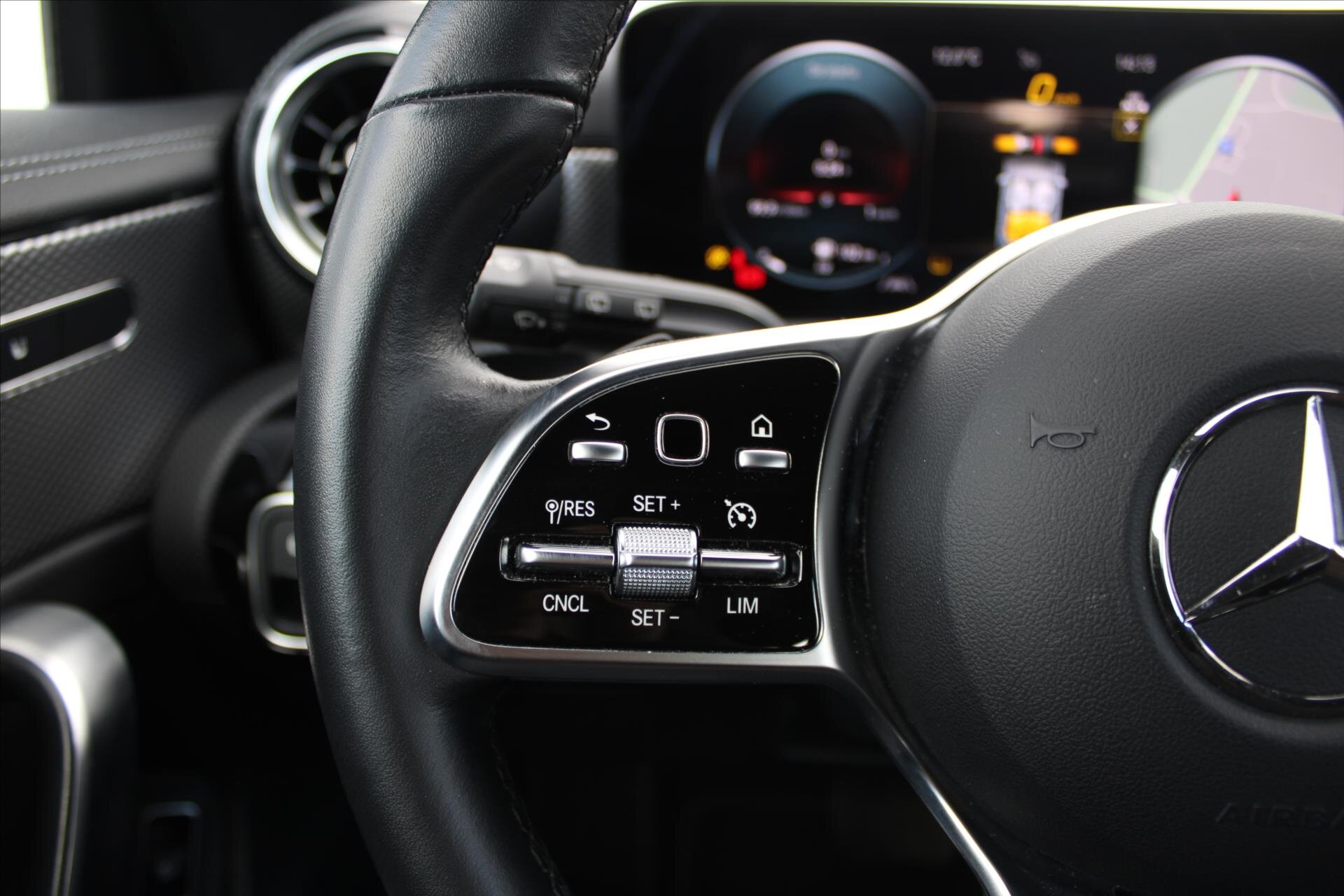 Mercedes-Benz CLA Kombi 2,0 l 85 kw