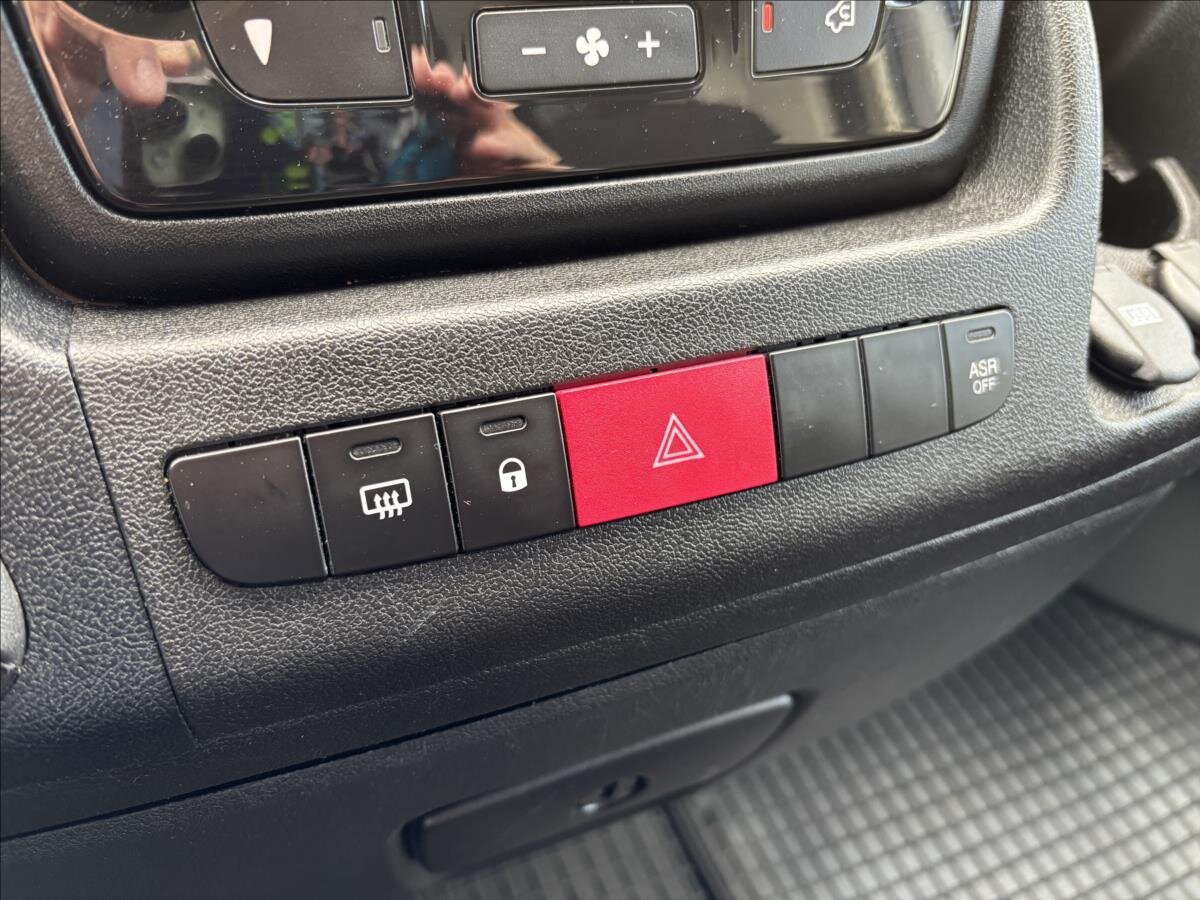 Citroën Jumper Skříň 2,2 l 103 kw