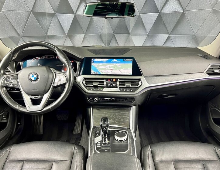 BMW Řada 3 Kombi 2,0 l 140 kw