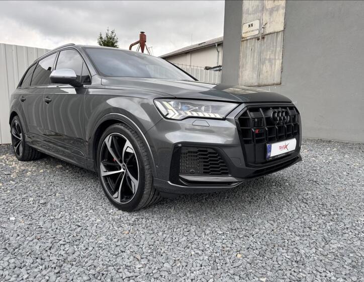 Audi SQ7 1