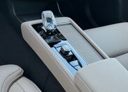 Volvo XC90 SUV / Terénní 2,0 l 184 kw