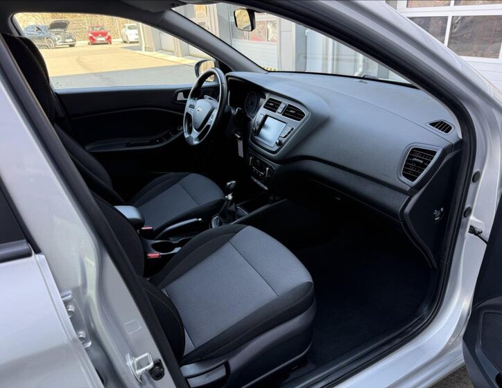Hyundai i20 Hatchback 1,2 l 55 kw