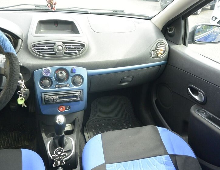 Renault Clio Hatchback 1,1 l 55 kw