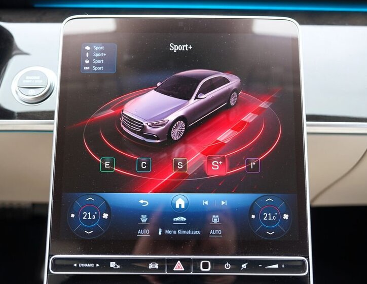 Mercedes-Benz Třídy S Sedan / Limuzína 3,0 l 320 kw