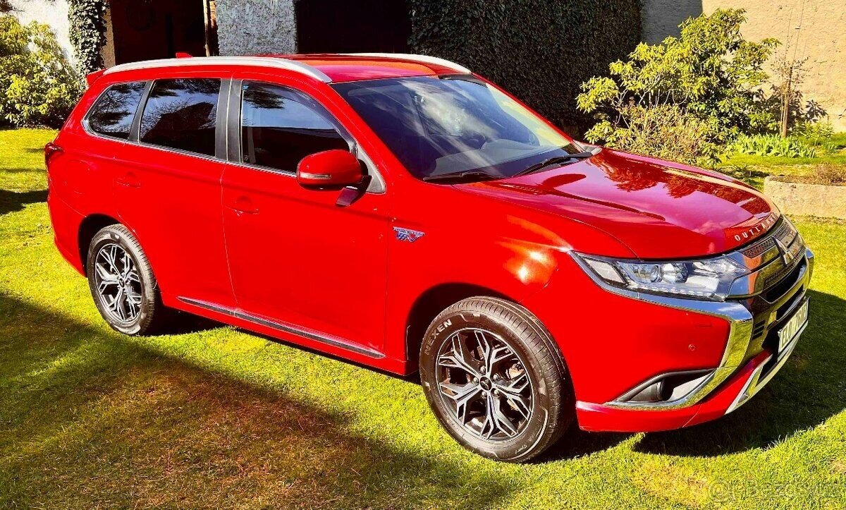 Mitsubishi Outlander SUV / Terénní 0,0 0
