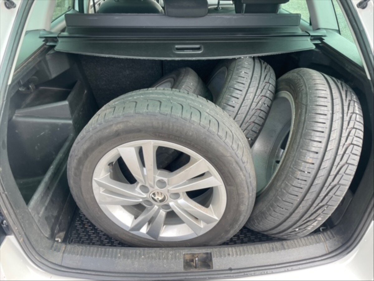 Škoda Fabia Kombi 999,0 70 kw