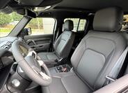 Land Rover Defender 14