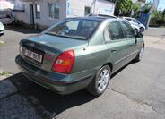 Hyundai Elantra 6