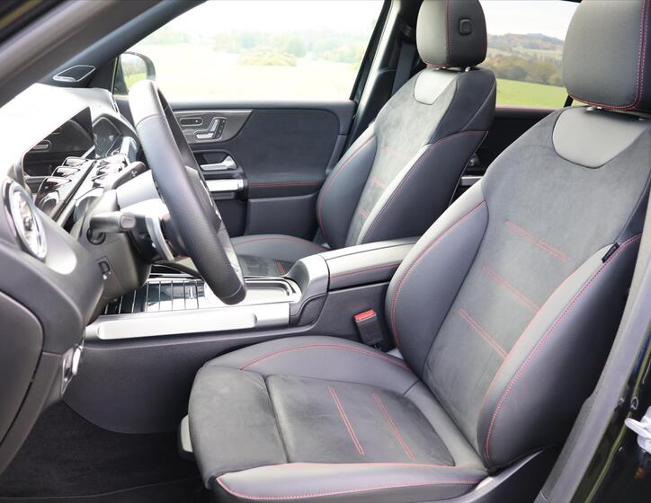 Mercedes-Benz GLB 14