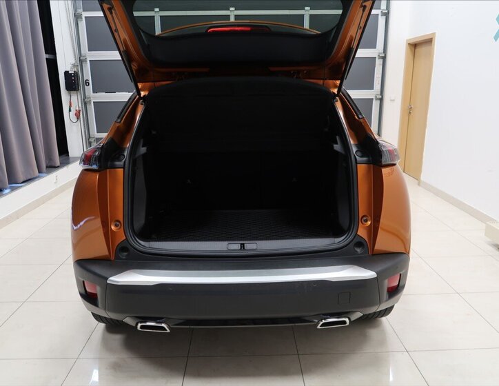 Peugeot 2008 Hatchback 1,2 l 96 kw