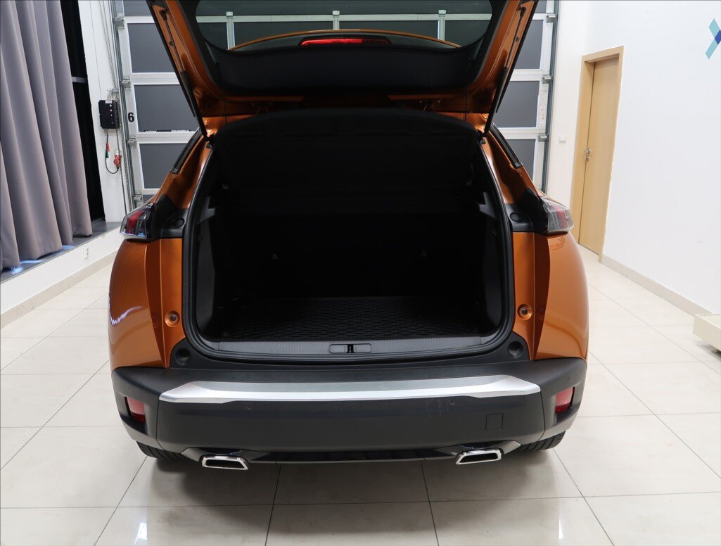 Peugeot 2008 Hatchback 1,2 l 96 kw