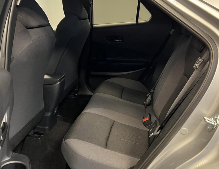 Toyota C-HR Hatchback 1,8 l 72 kw