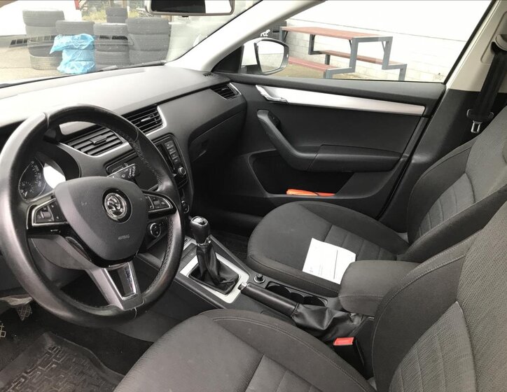 Škoda Octavia Kombi 2,0 l 110 kw