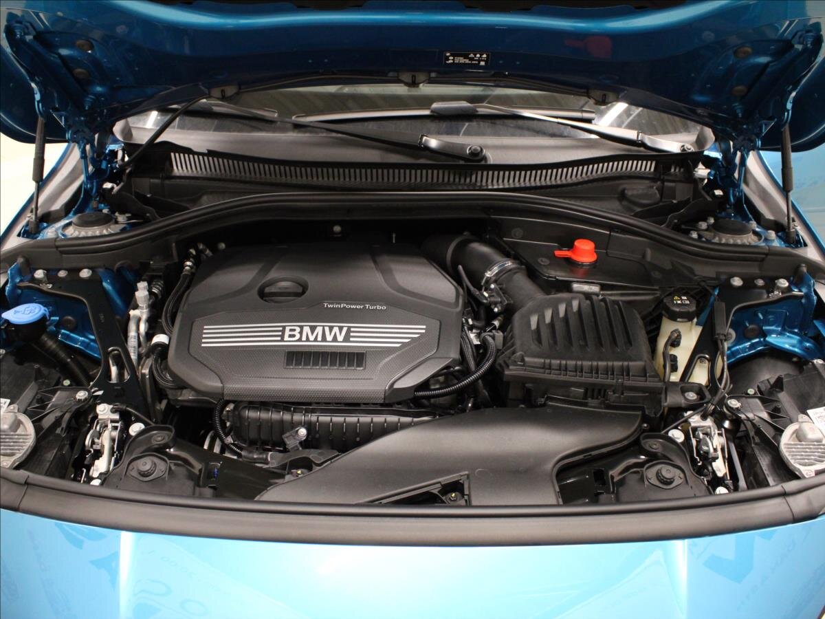 BMW Řada 2 Sedan / Limuzína 1,5 l 100 kw