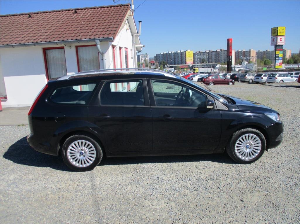 Ford Focus Kombi 1,6 l 74 kw