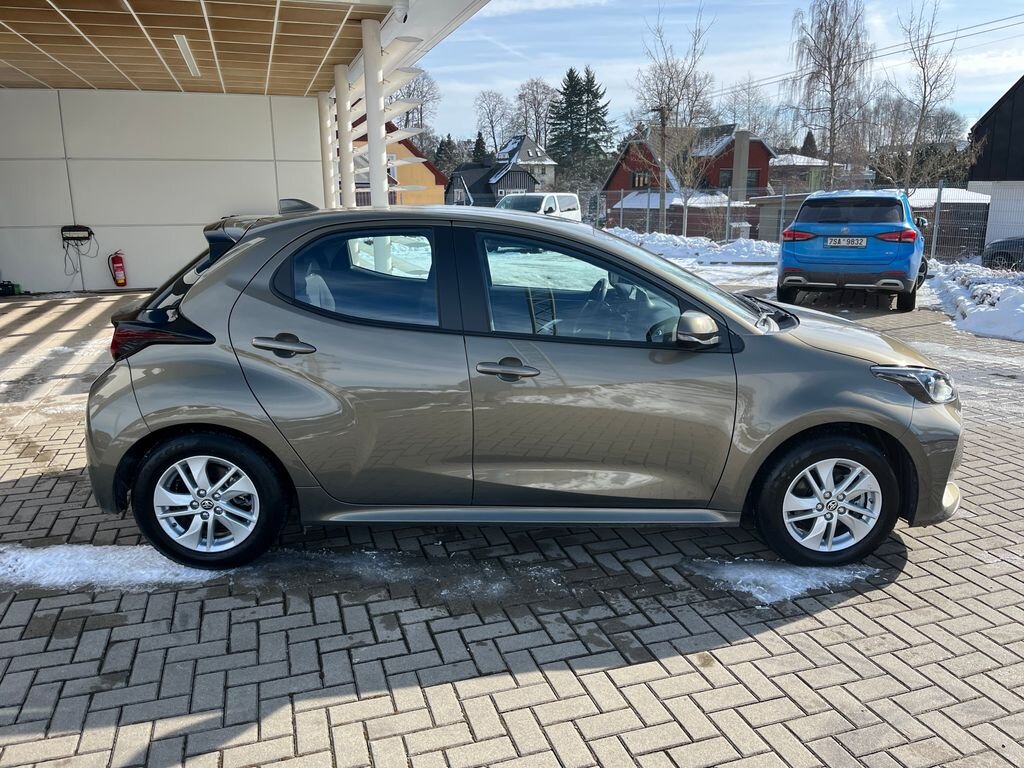 Toyota Yaris Hatchback 1,5 l 68 kw