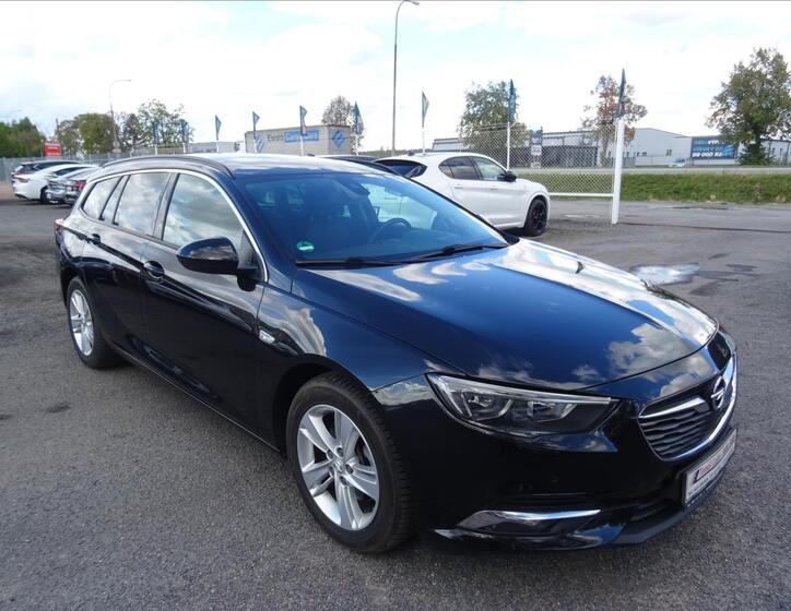 Opel Insignia 1