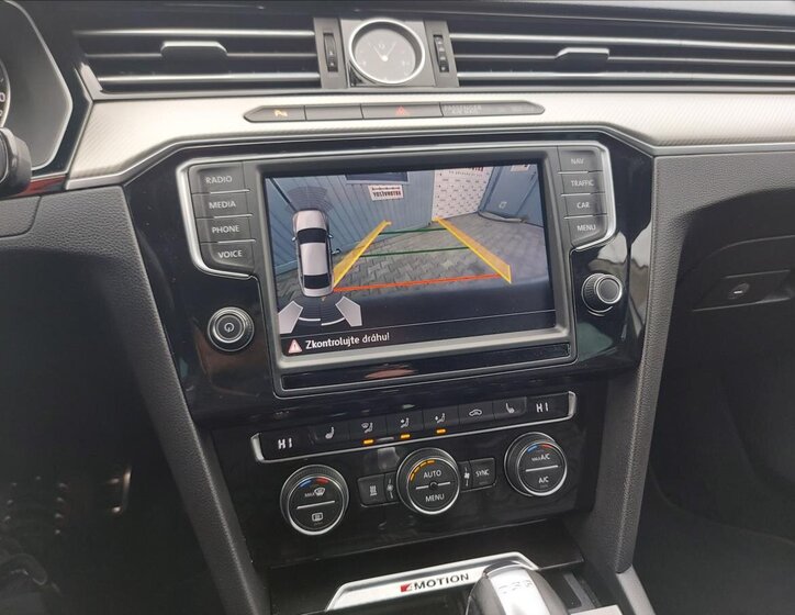 Volkswagen Passat 38