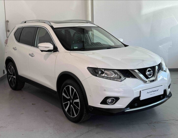 Nissan X-Trail SUV 1,6 l 96 kw
