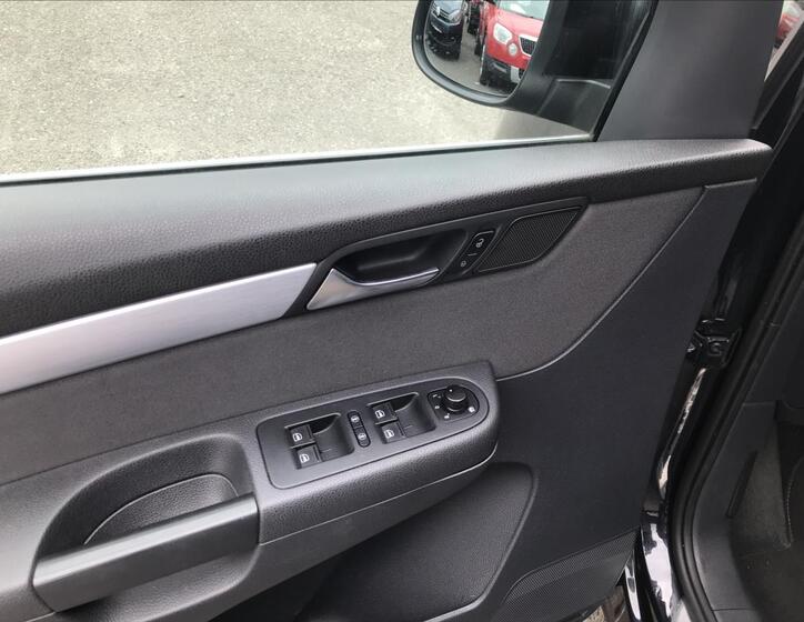 Volkswagen Sharan 11