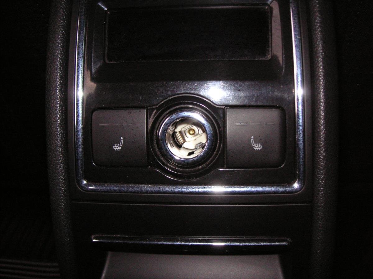 Škoda Superb Kombi 2,0 l 103 kw