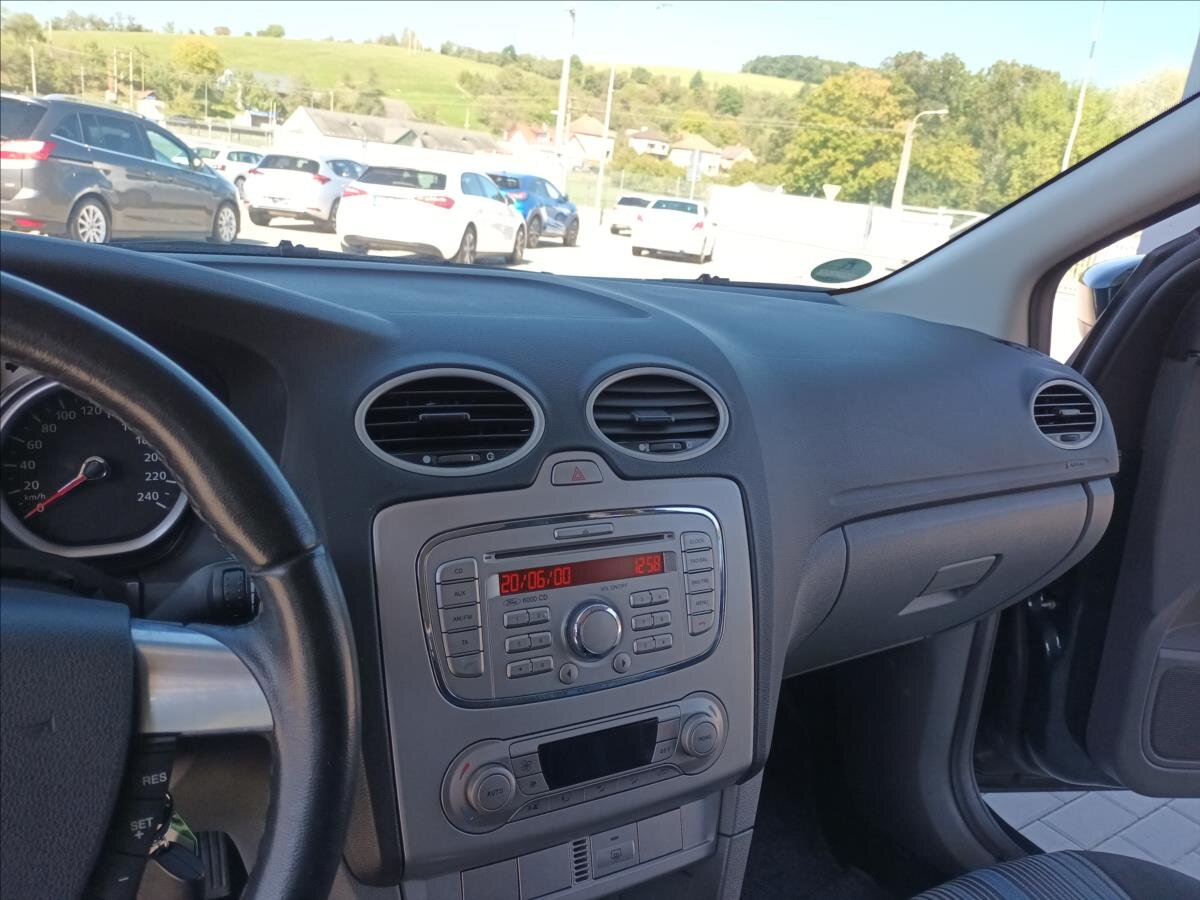 Ford Focus Hatchback 1,4 l 59 kw