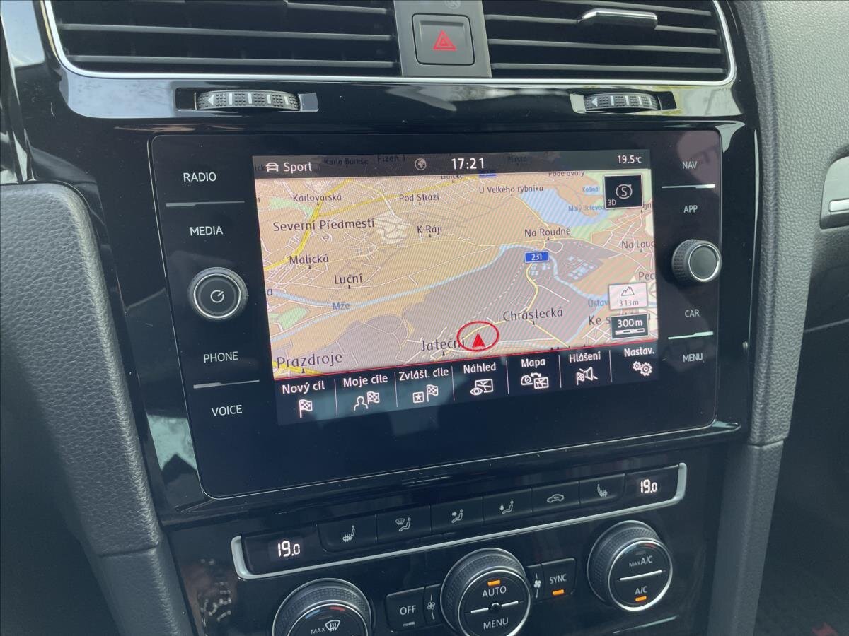 Volkswagen Golf Hatchback 2,0 l 210 kw