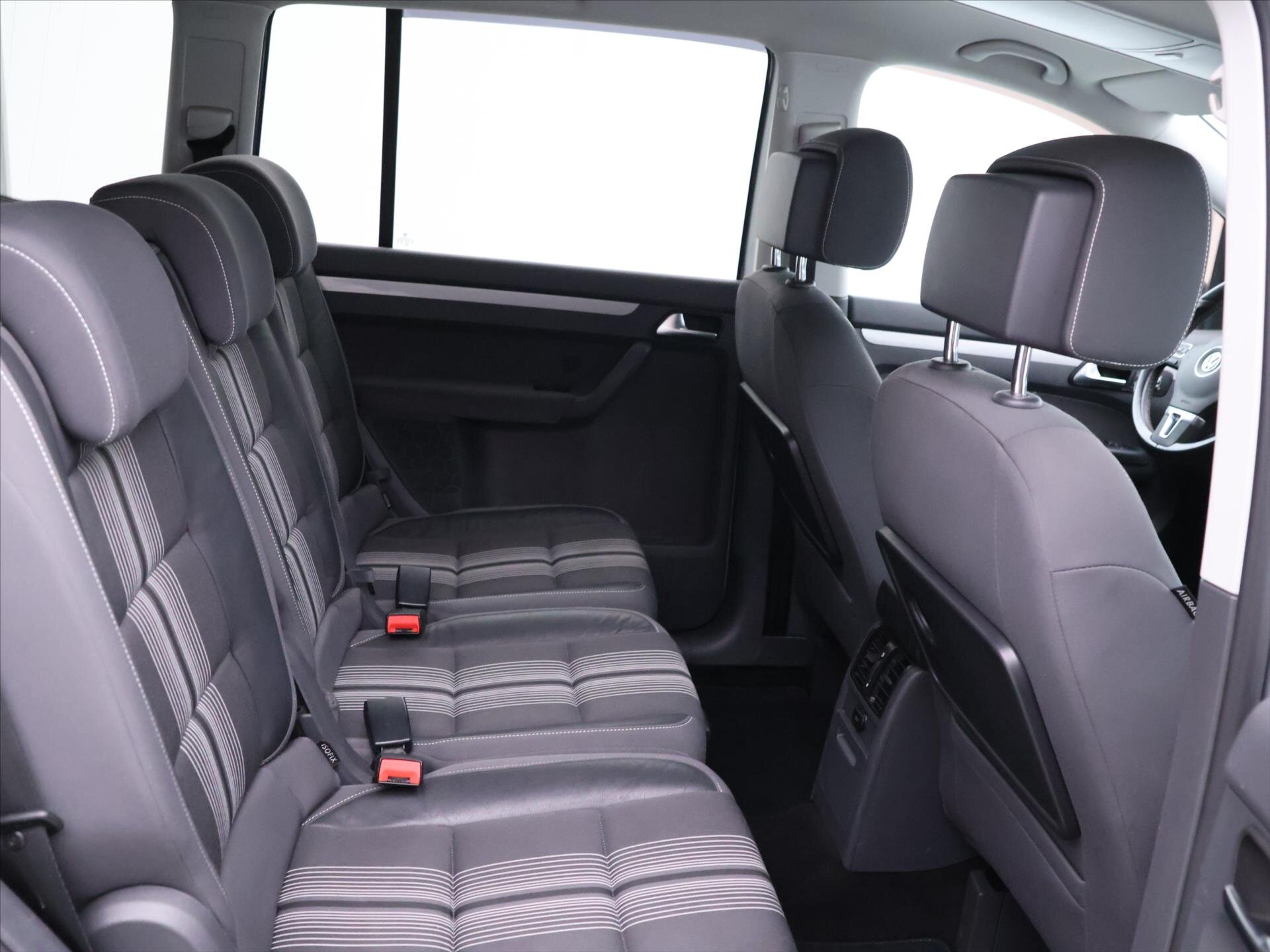 Volkswagen Touran MPV 1,6 l 77 kw