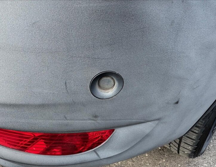 Peugeot 5008 SUV / Terénní 2,0 l 110 kw